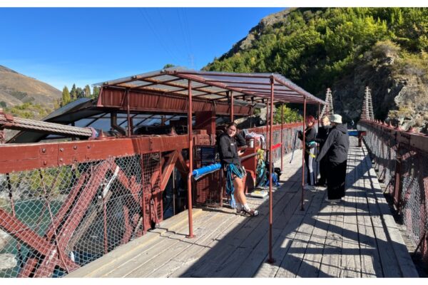鴻大旅行社 | 12天紐西蘭行程_愛老虎遊 開箱鴻大跟團遊