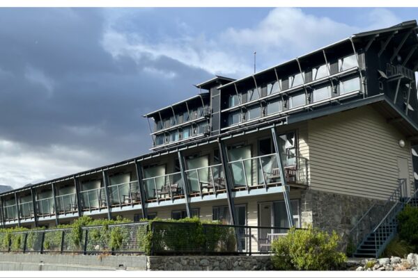 紐西蘭_愛老虎遊 | 庫克山隱士飯店 The Hermitage Hotel入住攻略  哪家台灣旅行社獨包?