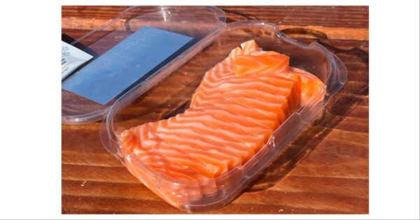 紐西蘭_南島|冰河鮭魚生魚片Mt Cook Alpine Salmon Shop  庫克山必訪景點_Lake Pukaki